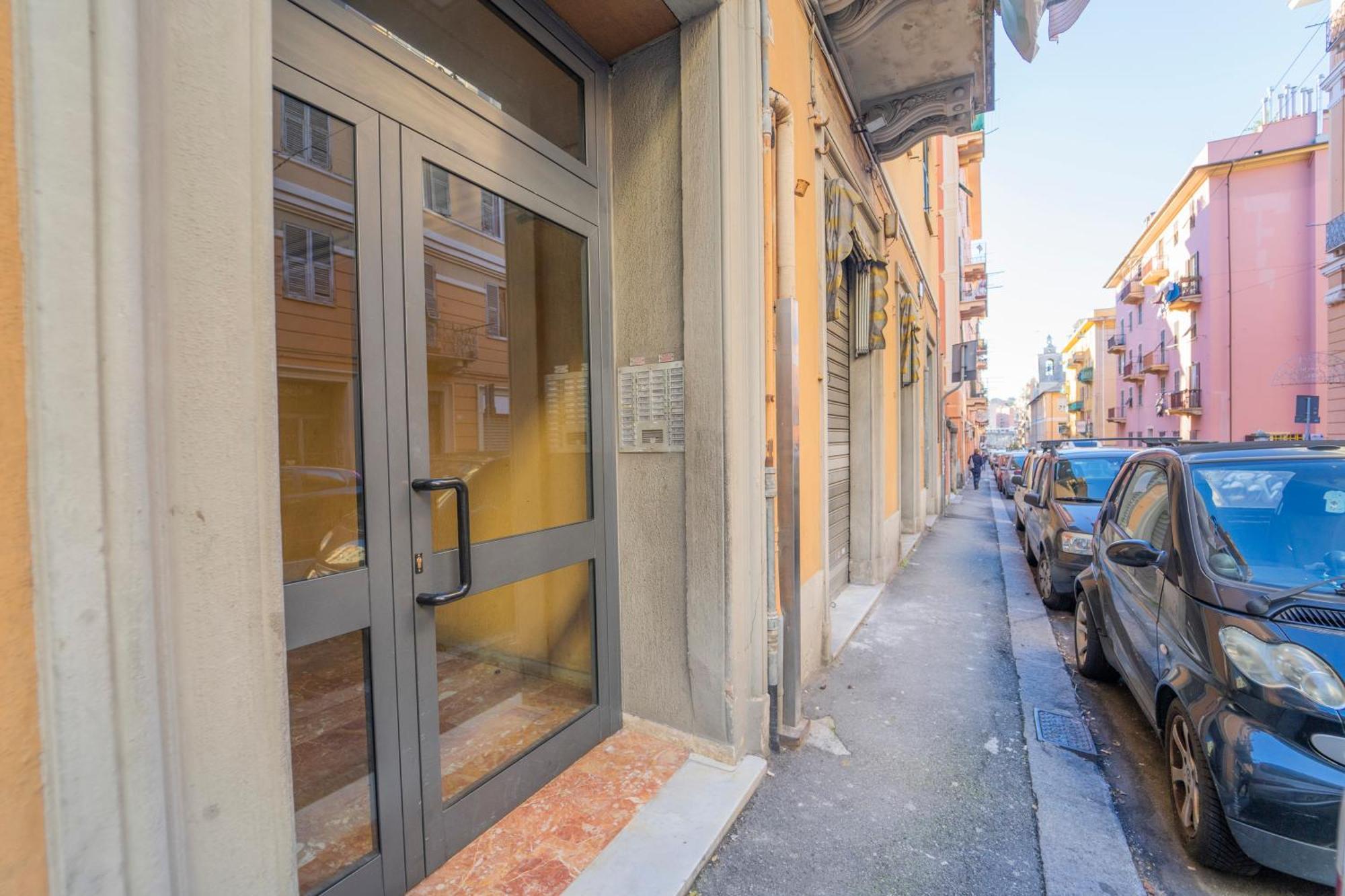 Appartamento Genova,400M Dal San Martino Dış mekan fotoğraf